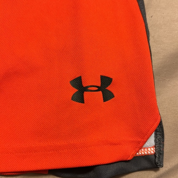 Youth XL Under Armour shorts! - Picture 2 of 5